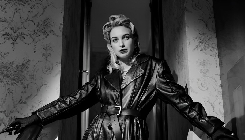 How to dress 90s female style main image